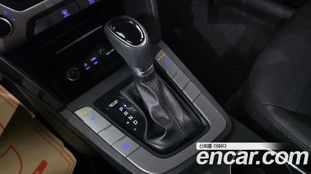 Hyundai Avante 2017 thumb 9