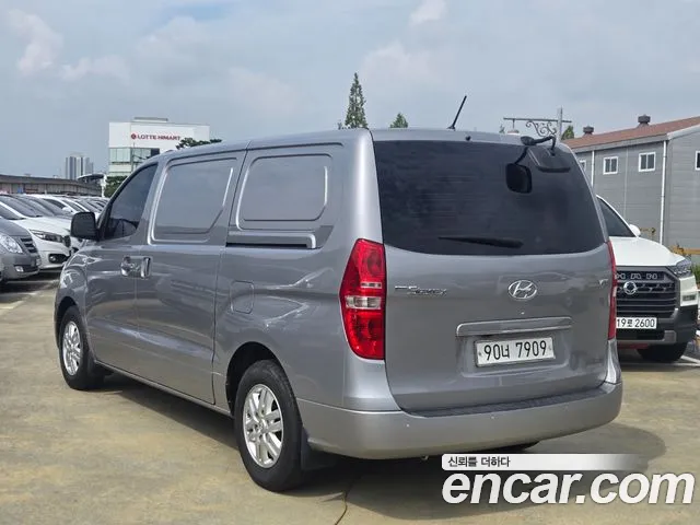 Hyundai Starex 2016 thumb 2