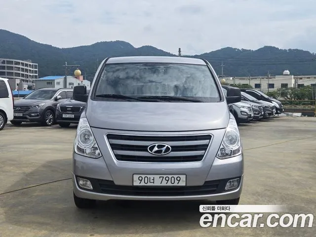 Hyundai Starex 2016 thumb 3