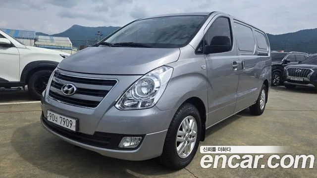 Hyundai Starex 2016 thumb 11