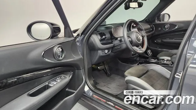 MINI Clubman 2021 thumb 10