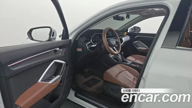 Audi Q3 2020 thumb 9