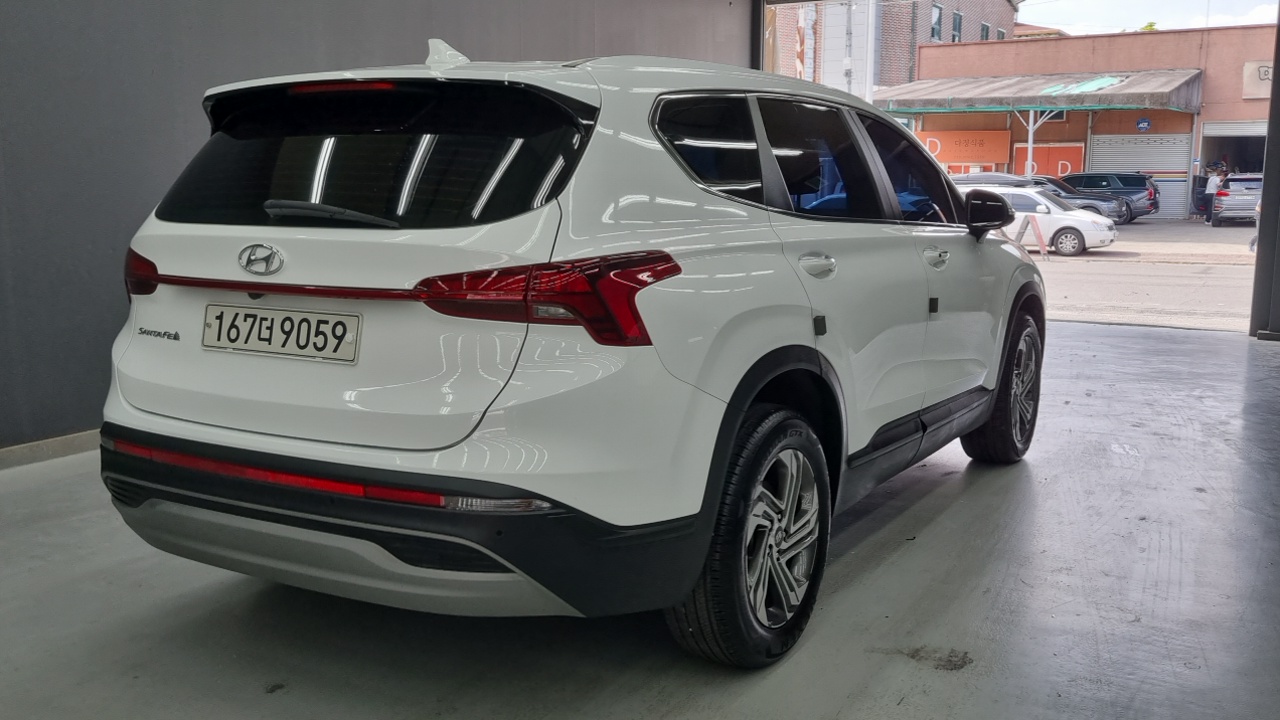Hyundai Santa Fe 2021 thumb 2