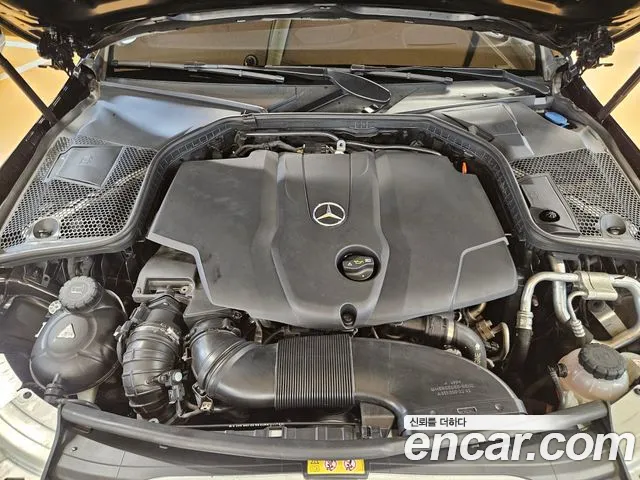Mercedes-Benz C-Класс 2017 thumb 6