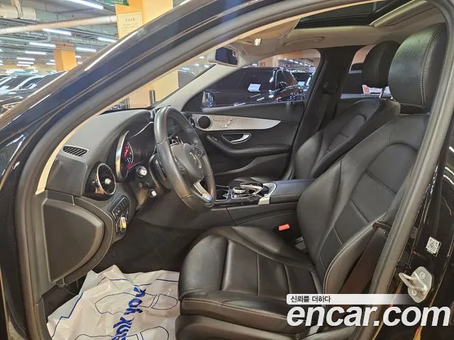 Mercedes-Benz C-Класс 2017 thumb 10
