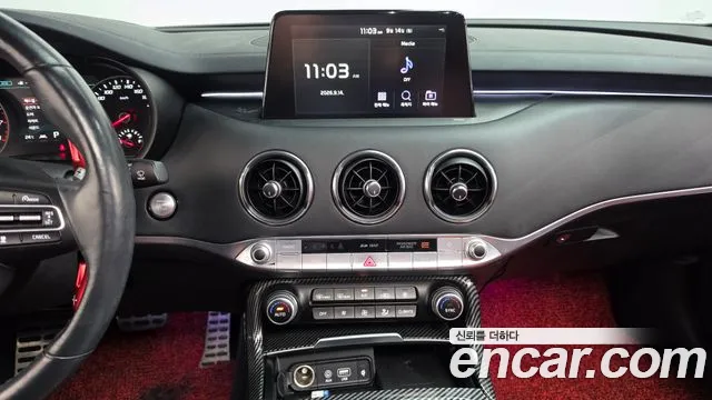 Kia Stinger 2019 thumb 12