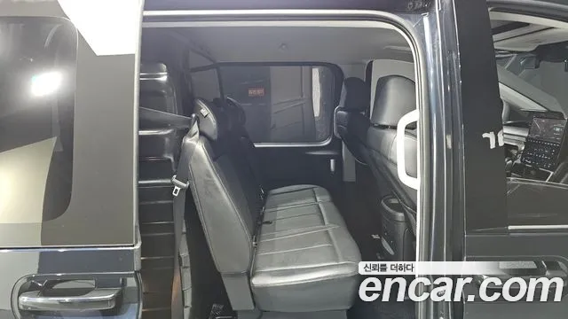 Hyundai Staria 2022 thumb 11