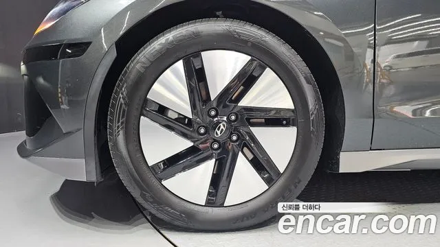 Hyundai IONIQ 6 2024 thumb 5