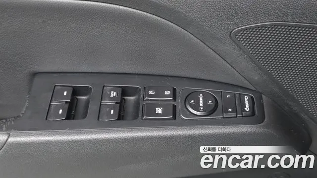 Hyundai Avante 2016 thumb 11