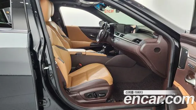 Lexus ES 2021 thumb 11