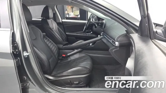 Hyundai Avante 2022 thumb 10