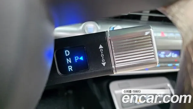Hyundai Kona 2025 thumb 9