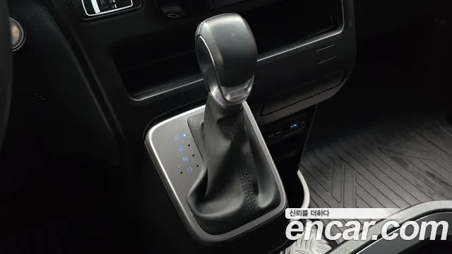 Hyundai Staria 2022 thumb 9