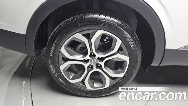 Renault-KoreaSamsung Arkana 2020 thumb 5