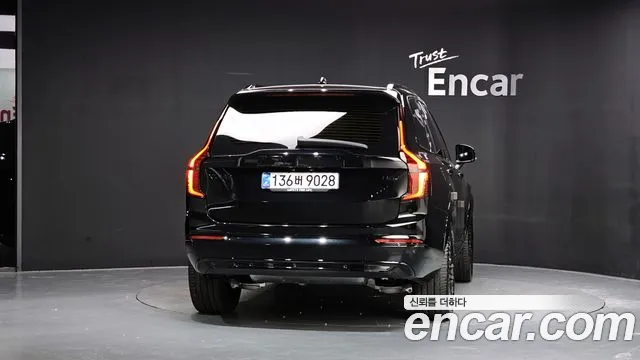 Volvo XC90 2026 thumb 3