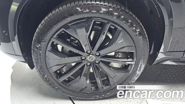 Volvo XC90 2026 thumb 4