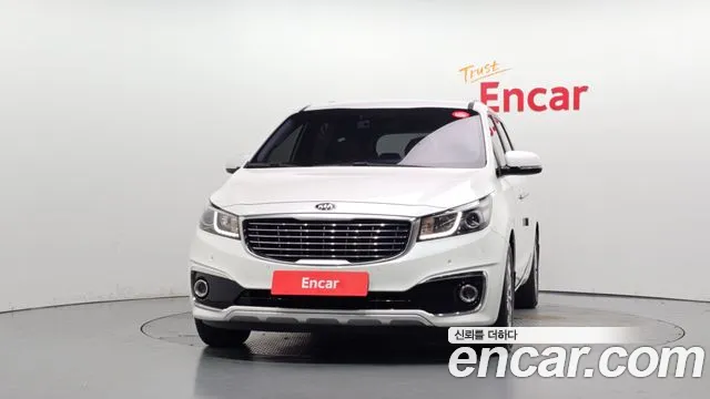 Kia Carnival 2015 thumb 3