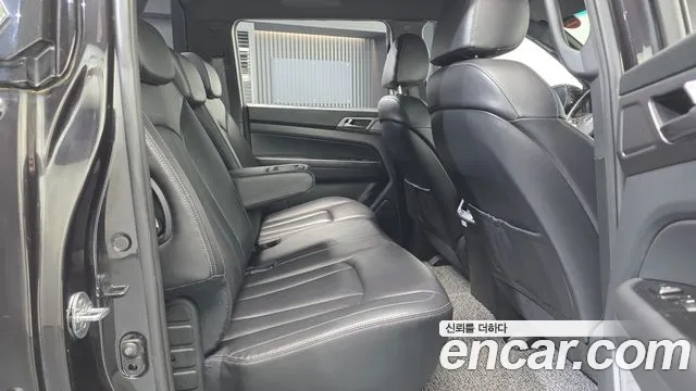 KG_Mobility_Ssangyong Rexton 2023 thumb 11