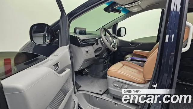 Hyundai Staria 2024 thumb 10