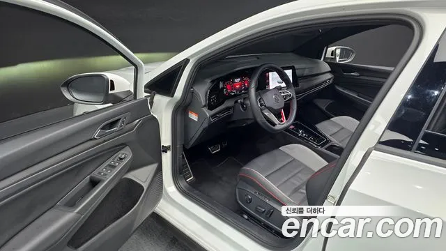 Volkswagen Golf Sportsvan 2023 thumb 10
