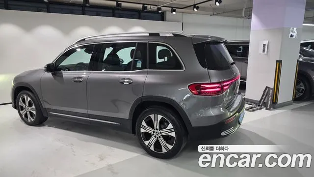 Mercedes-Benz EQB 2026 thumb 3