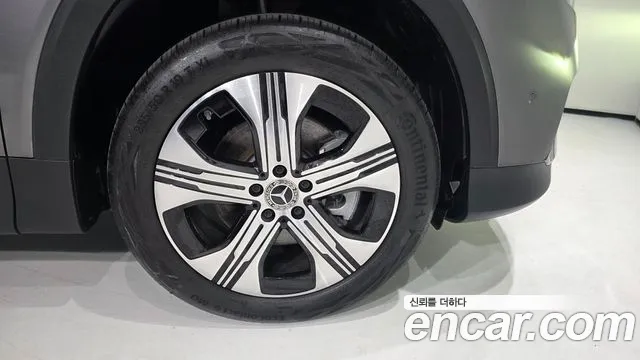 Mercedes-Benz EQB 2026 thumb 5