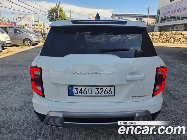 KG_Mobility_Ssangyong Torres 2023 thumb 2