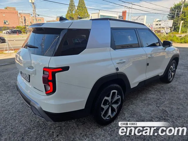 KG_Mobility_Ssangyong Torres 2023 thumb 5
