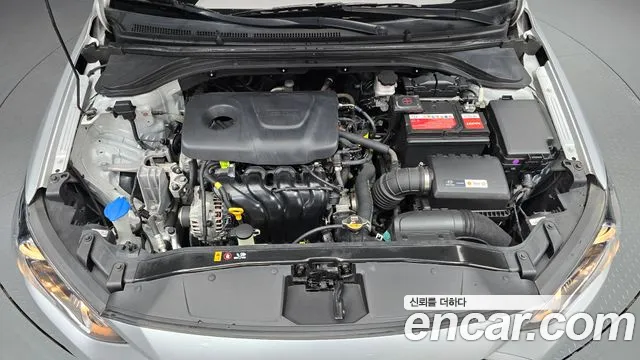 Hyundai Avante 2018 thumb 5