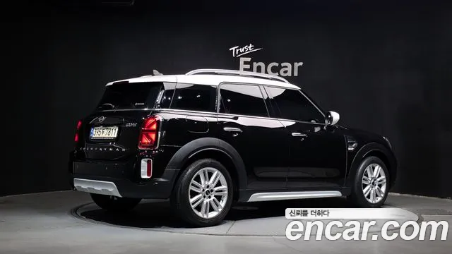 MINI Countryman 2021 thumb 2