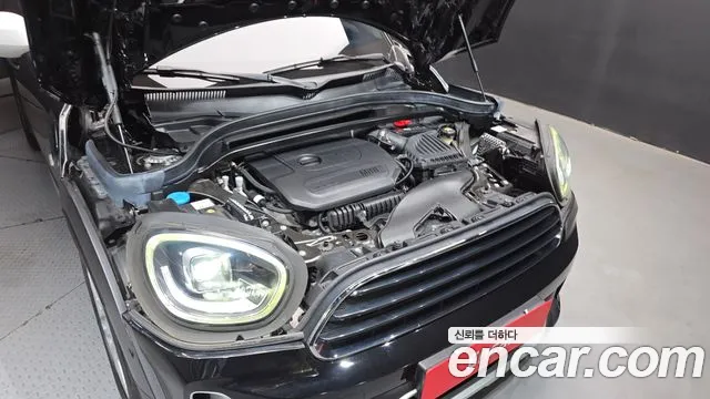 MINI Countryman 2021 thumb 6