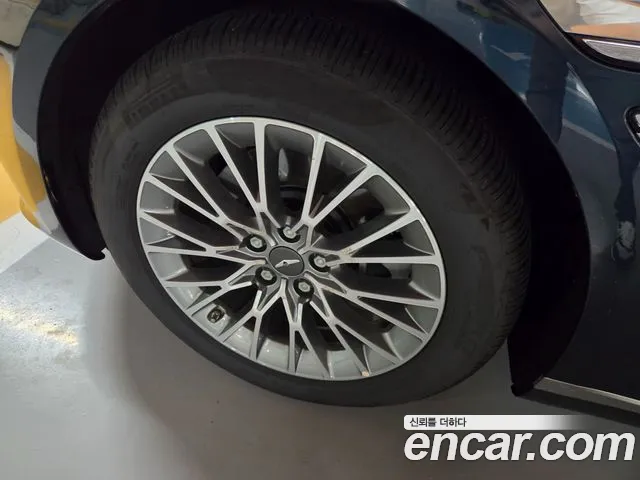Genesis G80 2023 thumb 5