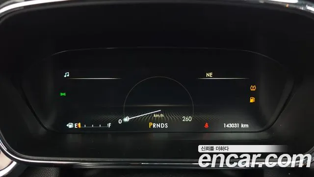 Lincoln Continental 2017 thumb 8