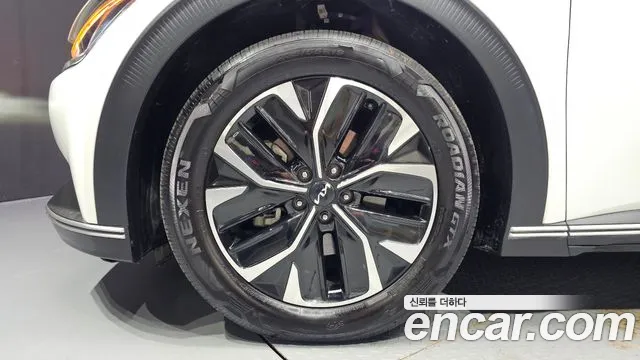 Kia EV6 2022 thumb 5