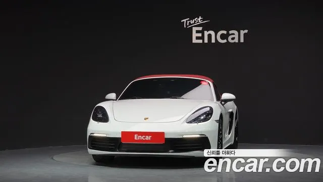 Porsche Cayman 2016 thumb 3