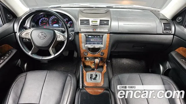 KG_Mobility_Ssangyong Rexton 2015 thumb 7