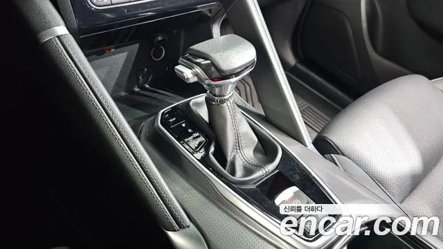 Renault-KoreaSamsung Koleos 2020 thumb 9