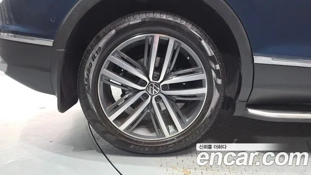Volkswagen Tiguan 2022 thumb 5