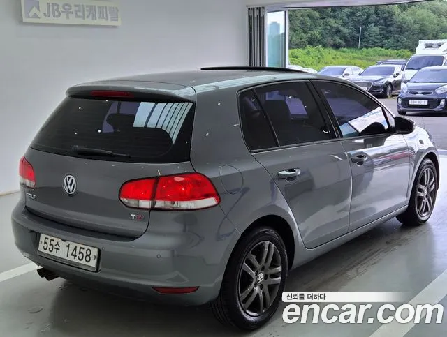 Volkswagen Golf Sportsvan 2011 thumb 4