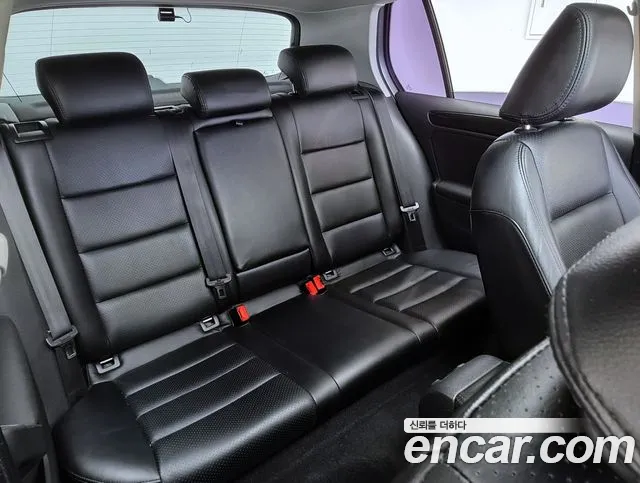 Volkswagen Golf Sportsvan 2011 thumb 10