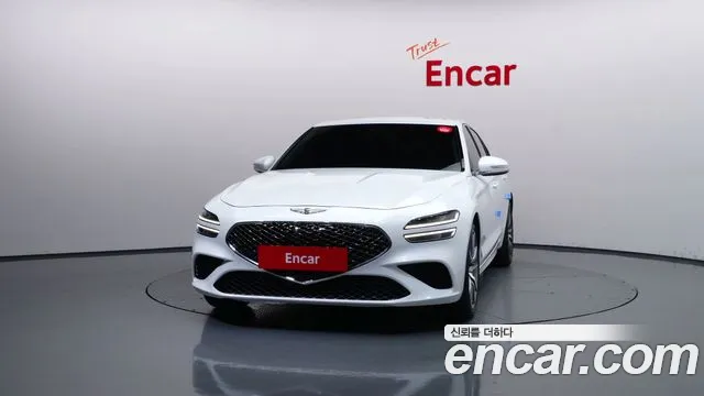 Genesis G70 2022 thumb 3