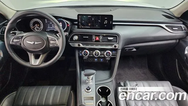 Genesis G70 2022 thumb 7