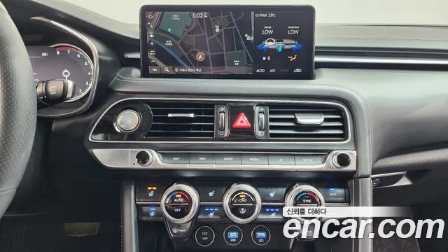 Genesis G70 2022 thumb 12