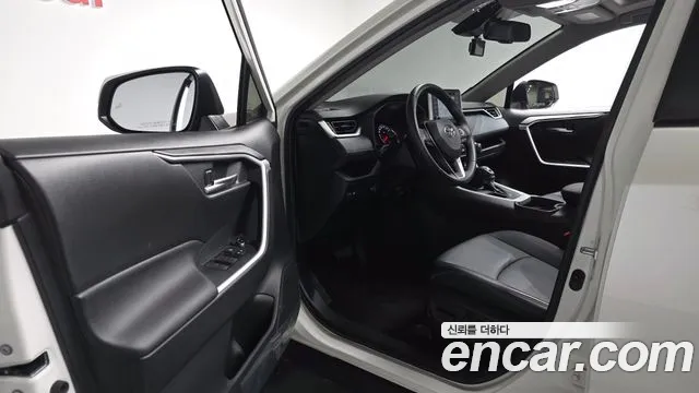 Toyota RAV4 2020 thumb 9