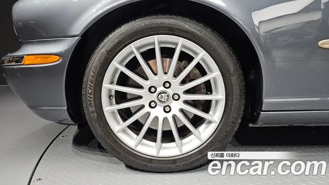 Jaguar XJ 2007 thumb 5