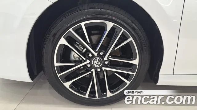 Toyota Camry 2025 thumb 5