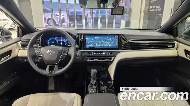 Toyota Camry 2025 thumb 7