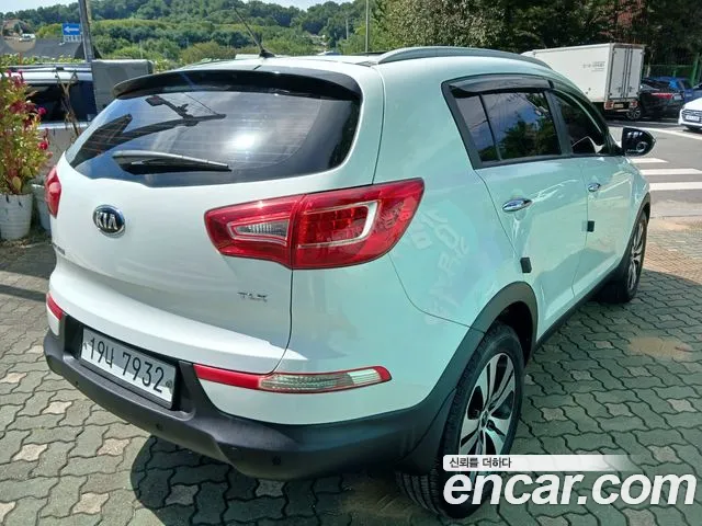 Kia Sportage 2013 thumb 4