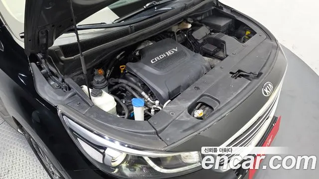 Kia Carnival 2016 thumb 6