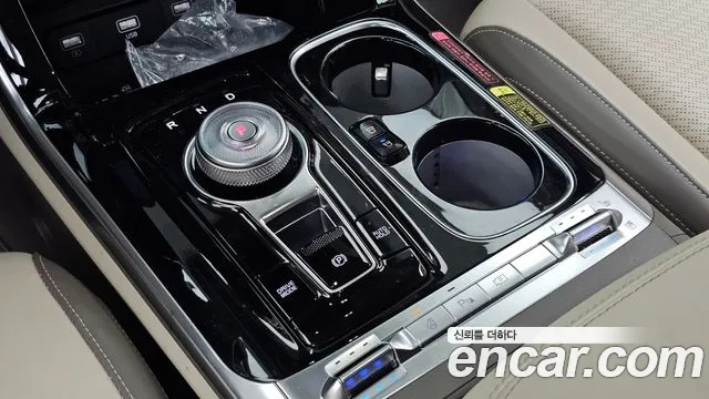 Kia Carnival 2023 thumb 9